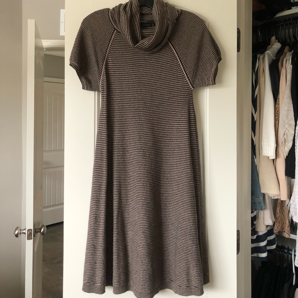 BCBG MaxAzria brown stripped ss sweater dress xs